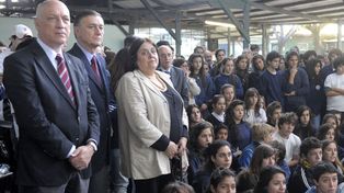 Bonfatti asegur&oacute; que los docentes lo obligan a descontar los d&iacute;as de paro