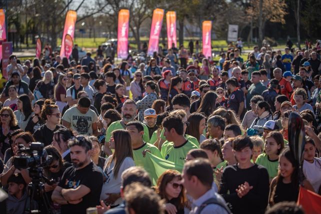 El acto central se realizó en el Parque Acceso Sur con la participación de vecinos