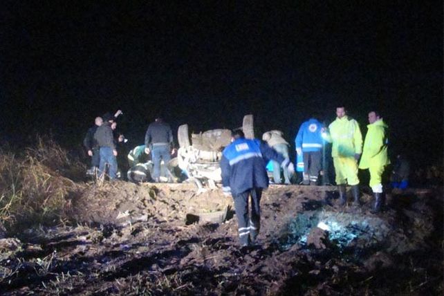 Volcó un patrullero y dos policías resultaron heridos