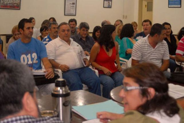 La asamblea de Amsafé provincial aceptó el aumento salarial propuesto por el gobierno