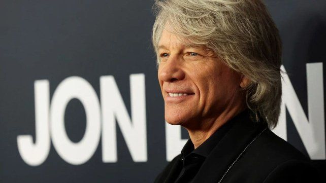 Jon Bon Jovi se aprestaba a grabar imágenes para un video cuando evitó que una mujer saltara de un puente en Estados Unidos