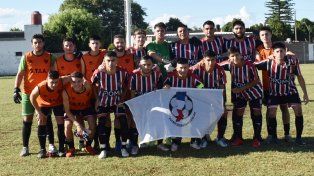 &nbsp;Juventud Unida de Candioti cosechó un importante triunfo ante Universidad por 2 a 1.