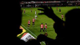 Estudiantes ganó ante su gente.