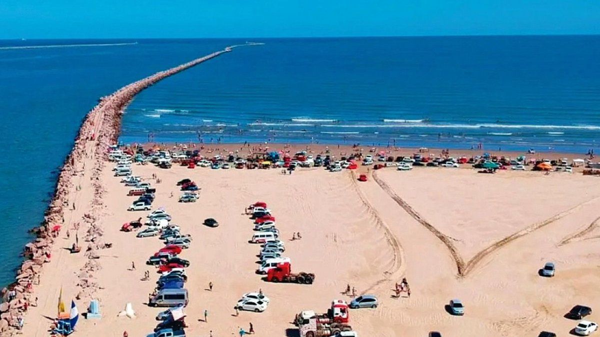 Tiene 254 kilómetros de extensión y es la playa más larga del mundo