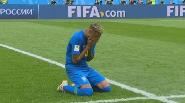 ¡Brasil sufre, pero gana!