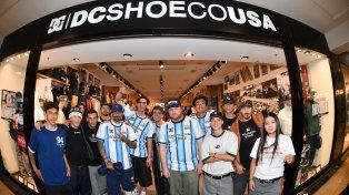 Skate: El Team DC en pleno, con los argentinos y los internacionales, en la firma de autógrafos en Unicenter.
