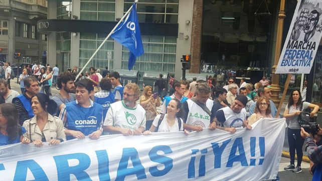 Docentes universitarios ratificaron una semana de paro