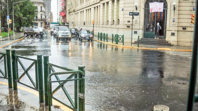 El agua que llegó a Entre Ríos en la madrugada de este domingo no sería pasajera.&nbsp;