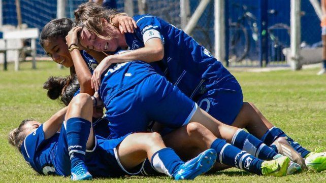 Unión debutó con una ajustada derrota ante Gimnasia en un partidazo