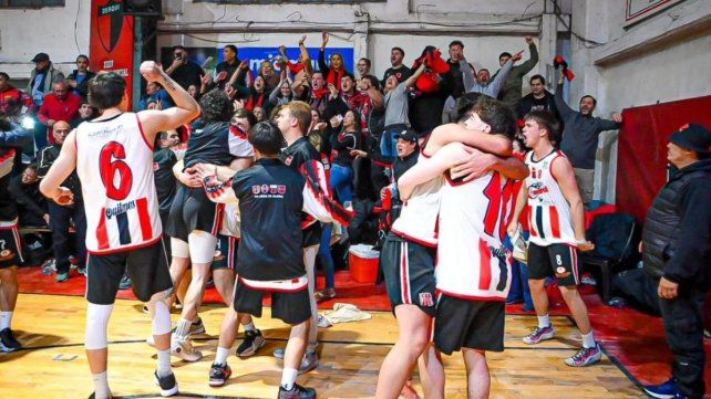 Central Entrerriano ganó los dos partidos y va por más.
