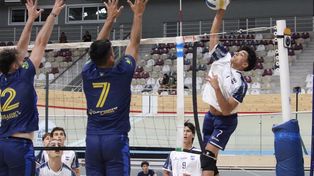 El vóley se empieza a jugar a full en Rosario. Normal 3 y Sondee, los campeones vigentes.