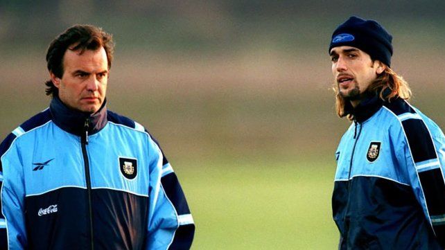 Marcelo Bielsa y Gabriel Batistuta se conocieron en Newells y coincidieron en la selección argentina.