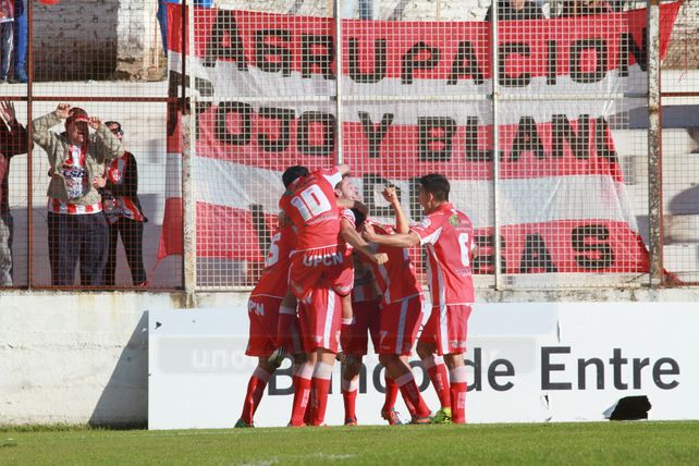 El equipo paranaense apuesta todo a comenzar con un triunfo el campeonato.