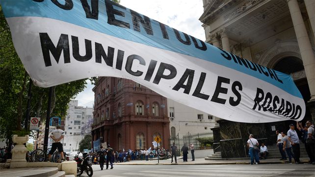 Los trabajadores municipales se mostraron muy expectantes respecto a la oferta salarial que recibirían este miércoles.&nbsp;