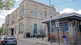 Rechazo de médicos a los dichos de la policía tras el robo en el Hospital Cullen