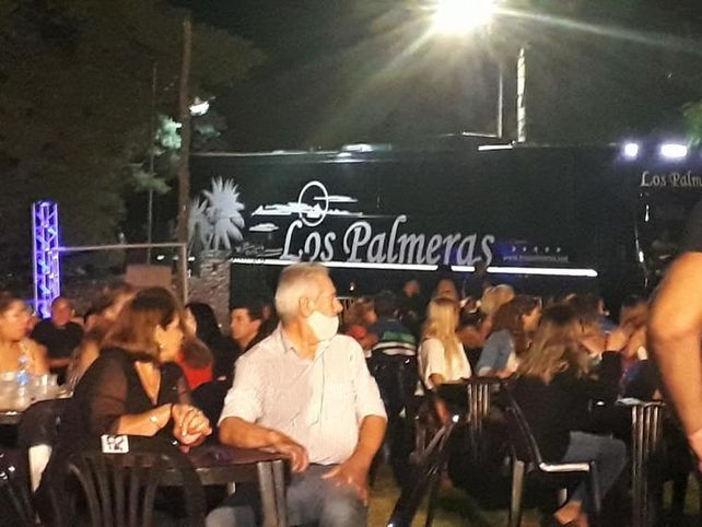 Los Palmeras fueron víctimas de una estafa en Córdoba y se fueron sin tocar