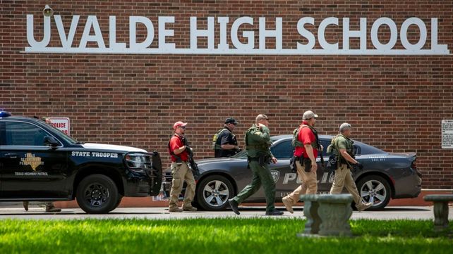 Texas: ya son 21 los muertos en tiroteo en escuela primaria