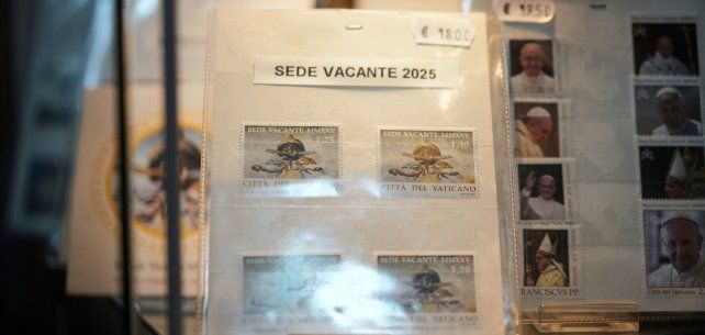 El Vaticano emitió estampillas de sede vacante, solo válidas hasta la elección del nuevo Papa