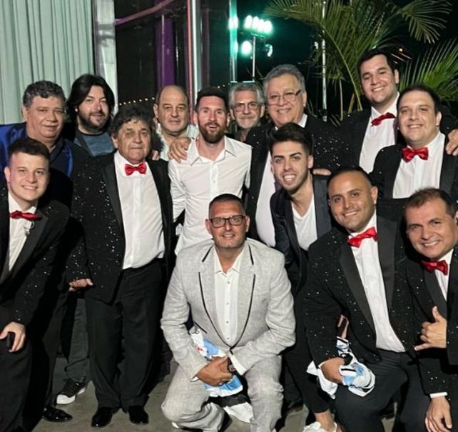 La banda tocó en la fiesta organizada por Lionel Messi.