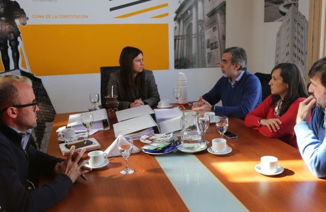 Encuentro. Los equipos de transición municipal se volvieron a reunir