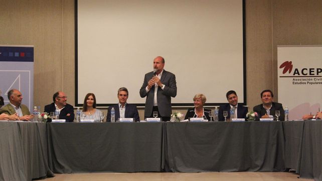 Perotti participó de la primera Mesa de Diálogo Santa Fe 2030