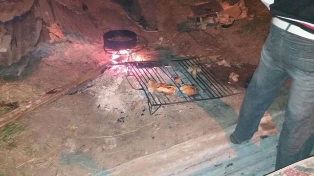 La familia Petrechelli pasará otra noche a la intemperie