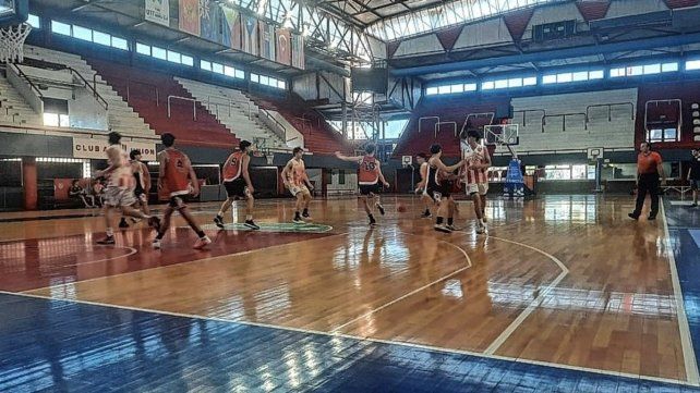 Están en marcha los playoffs por las distintas categorías formativas del Torneo Oficial de Básquet.