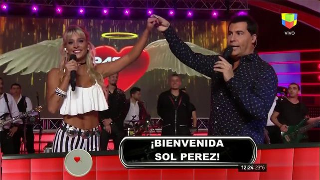 La chica del momento compartió la conducción del programa cumbiero de los sábados.