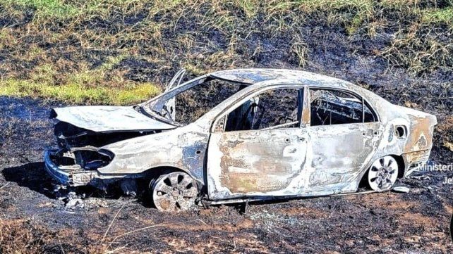 El auto volcó y se incendió en la Autovía 14.
