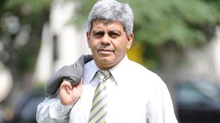 Ya identificaron el chip, pero no quien amenazó a Lamberto