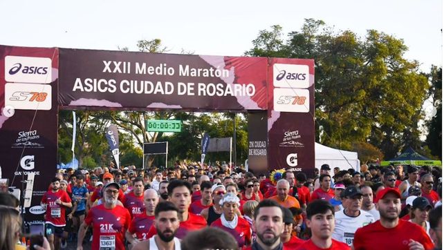 En medio de una agradable mañana donde acompañó el clima una cantidad de gente impresionante se sumó a la competencia.