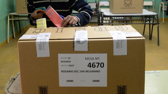 El gobierno no quiere que se duplique el acto electoral para hacer una consulta