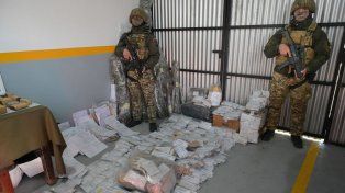 Se quemaron en La Paz 255 elementos: 17,4 kilos de marihuana; 3,942 kilos de cocaína, 142 semillas de cannabis sativa y 237 pastillas, entre otras drogas