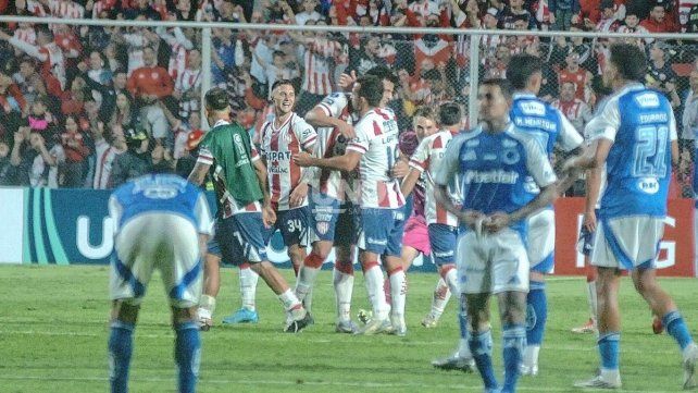 Unión aviva su ilusión tras ganarle a Cruzeiro: El alma llena de amor por esta camiseta