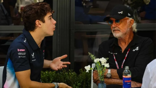 Colapinto junto a Flavio Briatore, asesor ejecutivo y director del equipo Alpine.