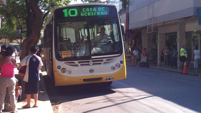 El valor del costo del colectivo quedará congelado hasta el 30 de noviembre próximo en la capital provincial.&nbsp; 