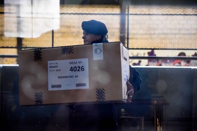 Cerraron los comicios y empiezan a conocerse los primeros resultados