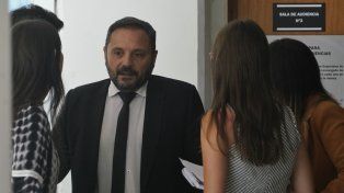 El fiscal Adrián Spelta explicó en conferencia de prensa cómo, a partir de testigos, se llegó al acusado de los homicidios de Joaquín Pérez y Ariel Simoncini.