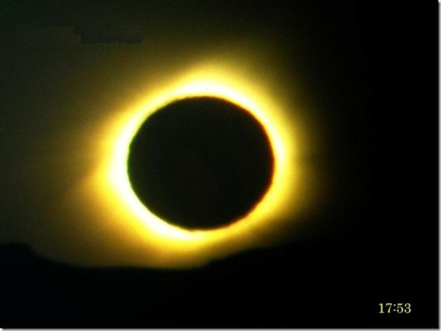 Espectacular. &nbsp;Eclipse anular tomado por Arquiola en 2010.