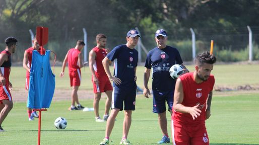 Los Gómez van de titular ante Arsenal