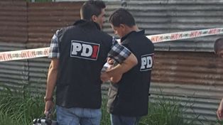 Este viernes, antes de las 14:00, en las inmediaciones de las calles&nbsp;Salta y Padre Quiroga, en el barrio&nbsp;Santa Rosa de Lima, un hombre fue&nbsp;atacado a balazos