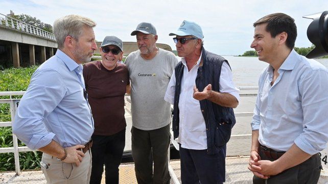 Rogelio Frigerio y Daniel Scioli recorrieron el río Paraná y destacaron el potencial turístico de Entre Ríos.