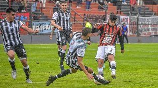 Patronato ganó un partido clave y se acomodó en la tabla.