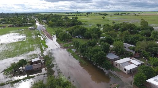 Macri decretó la emergencia hídrica en el Litoral y noroeste