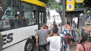 Colectivos. Usuarios santafesinos del transporte pidieron en la Justicia federal por los fondos de Nación