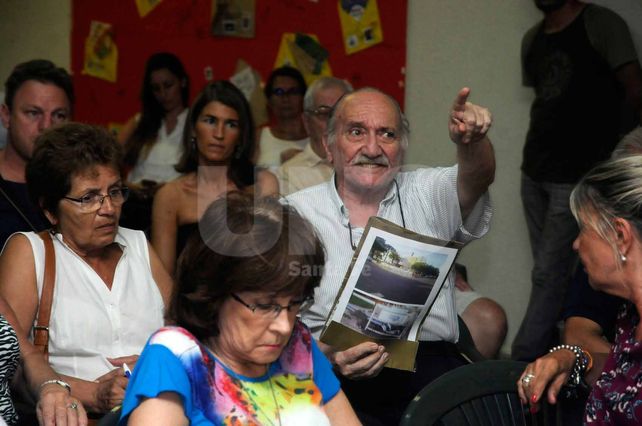 Encuentro. La reunión se realizó en la sede de la vecinal Mariano Comas