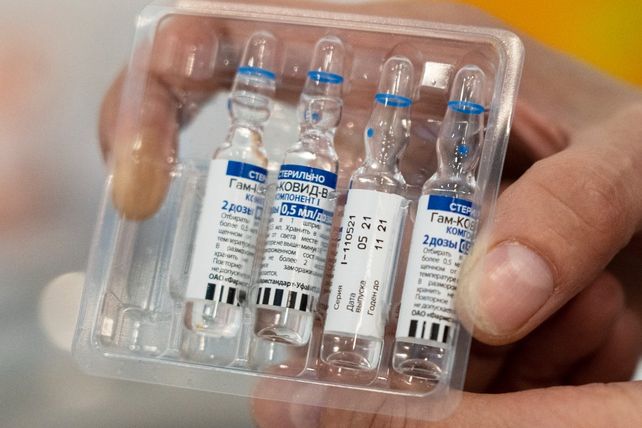 EEUU no acepta la vacuna rusa porque aún no fue aprobada por la Organización Mundial de la Salud (OMS).