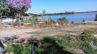 Desalojaron en Puerto Sánchez una construcción ilegal