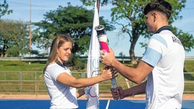 La llama de los III Juegos Sudamericanos de la Juventud recorrieron clubes de Santa Fe y Reconquista. La llama de los III Juegos Sudamericanos de la Juventud recorrieron clubes de Santa Fe y Reconquista.
