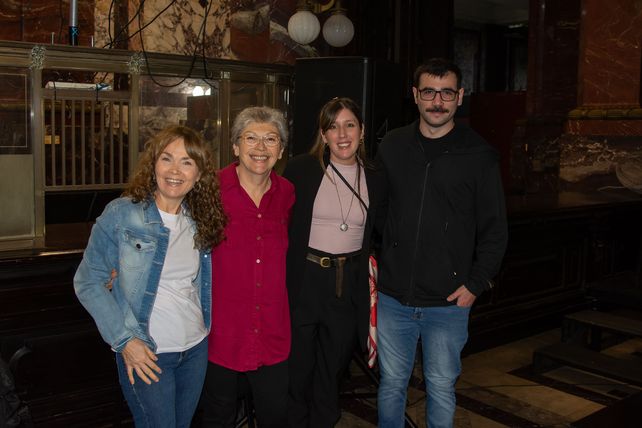 María Rosell, Claudia Alzugaray, Gina Ridiero y Luciano Cadars
